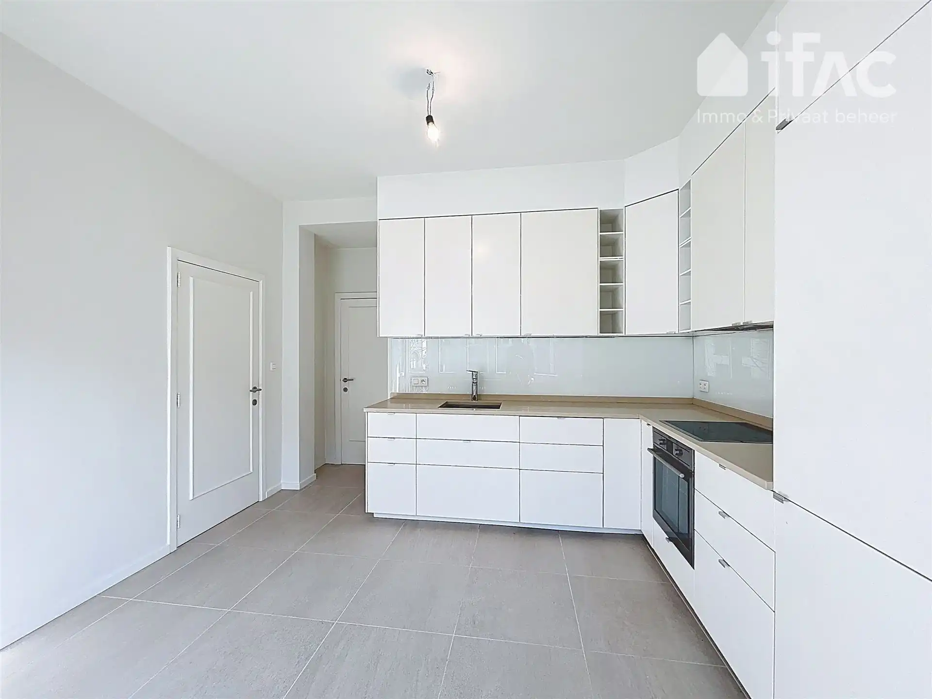 Ruim en uitstekend gelegen appartement van 110m² met terras  foto 7