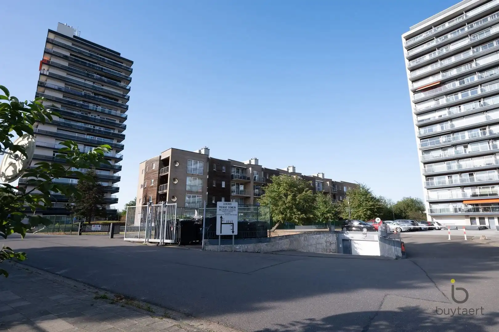 RUIM LICHTRIJK HOEKAPPARTEMENT MET GEZELLIG ZONNETERRAS EN ONDERGRONDSE AUTOSTAANPLAATS! foto 27