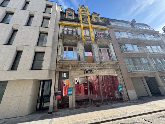 APPARTEMENTSGEBOUW te OOSTENDE foto {{pictureIndex}}