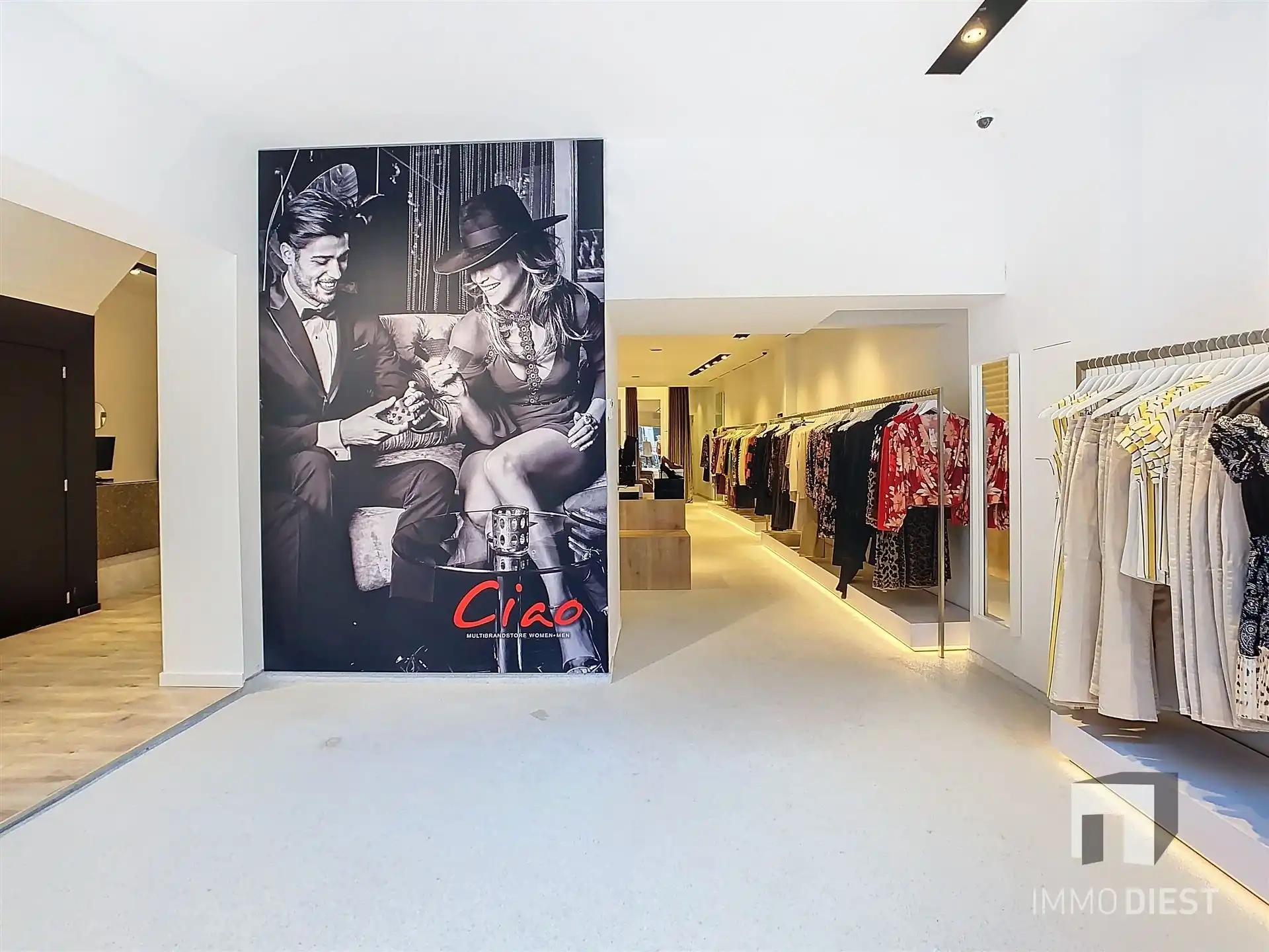 Ca. 200m² gelijkvloerse winkelruimte - uw conceptstore in het centrum van Diest foto 8