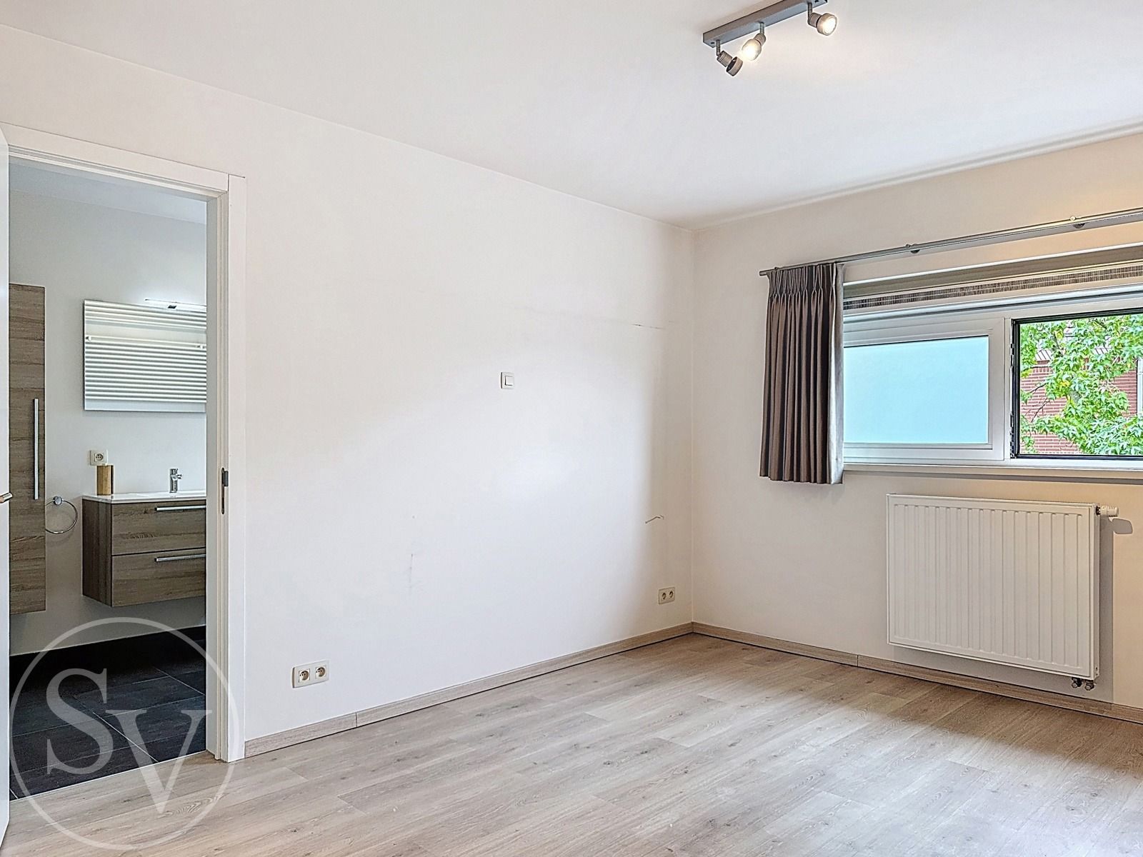 Duplex appartement met terras. foto 8