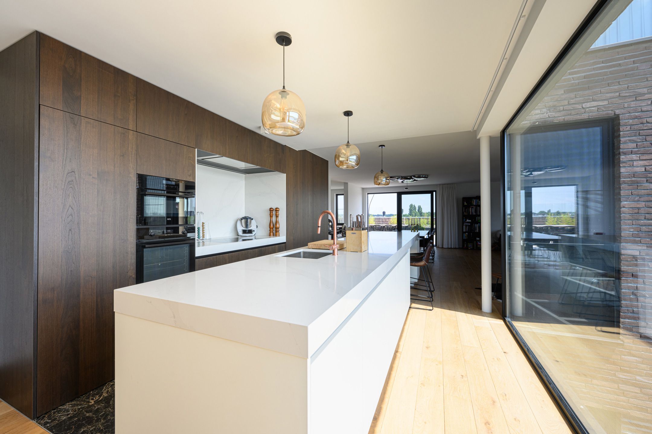 Riant appartement met ruime terrassen en 3 slaapkamers foto 2