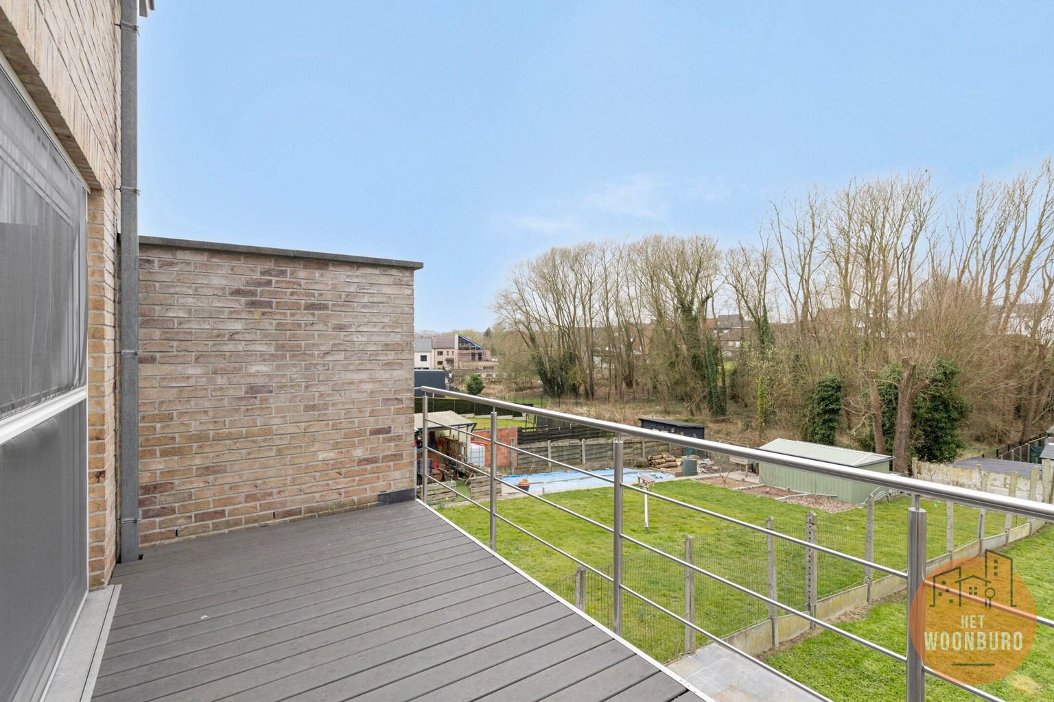 Bel-étage woning met 3 slpks, dubbele garage en tuin foto 14