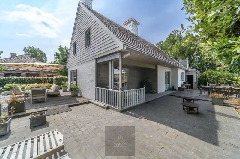 Charmante Mi Casa-villa op 1271m² op slechts 400 meter van zee. foto 38