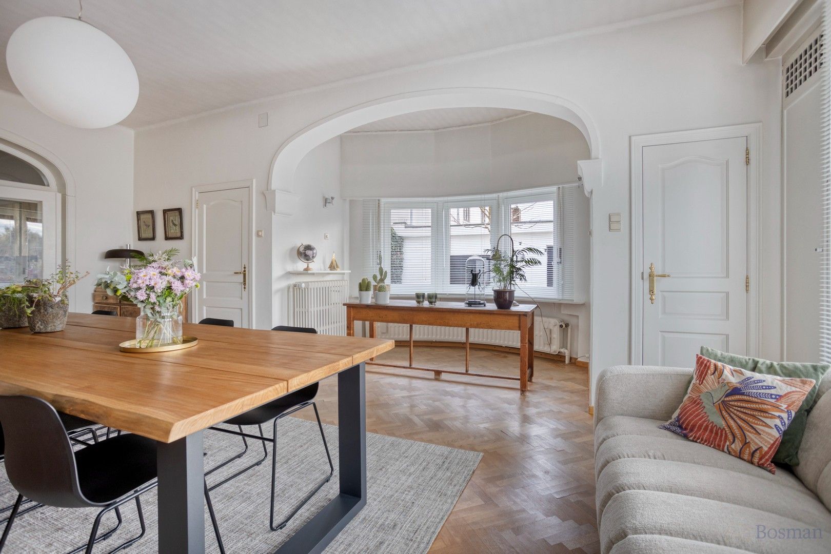 Gerenoveerde gezinswoning te koop in Tessenderlo centrum foto 8