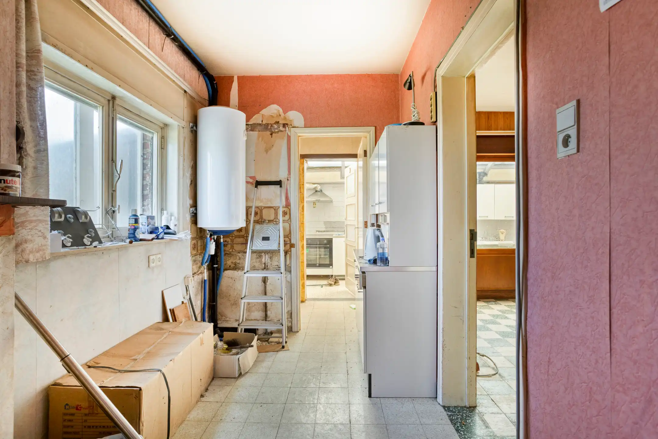Te renoveren woning met veel potentieel op een toplocatie! foto 5