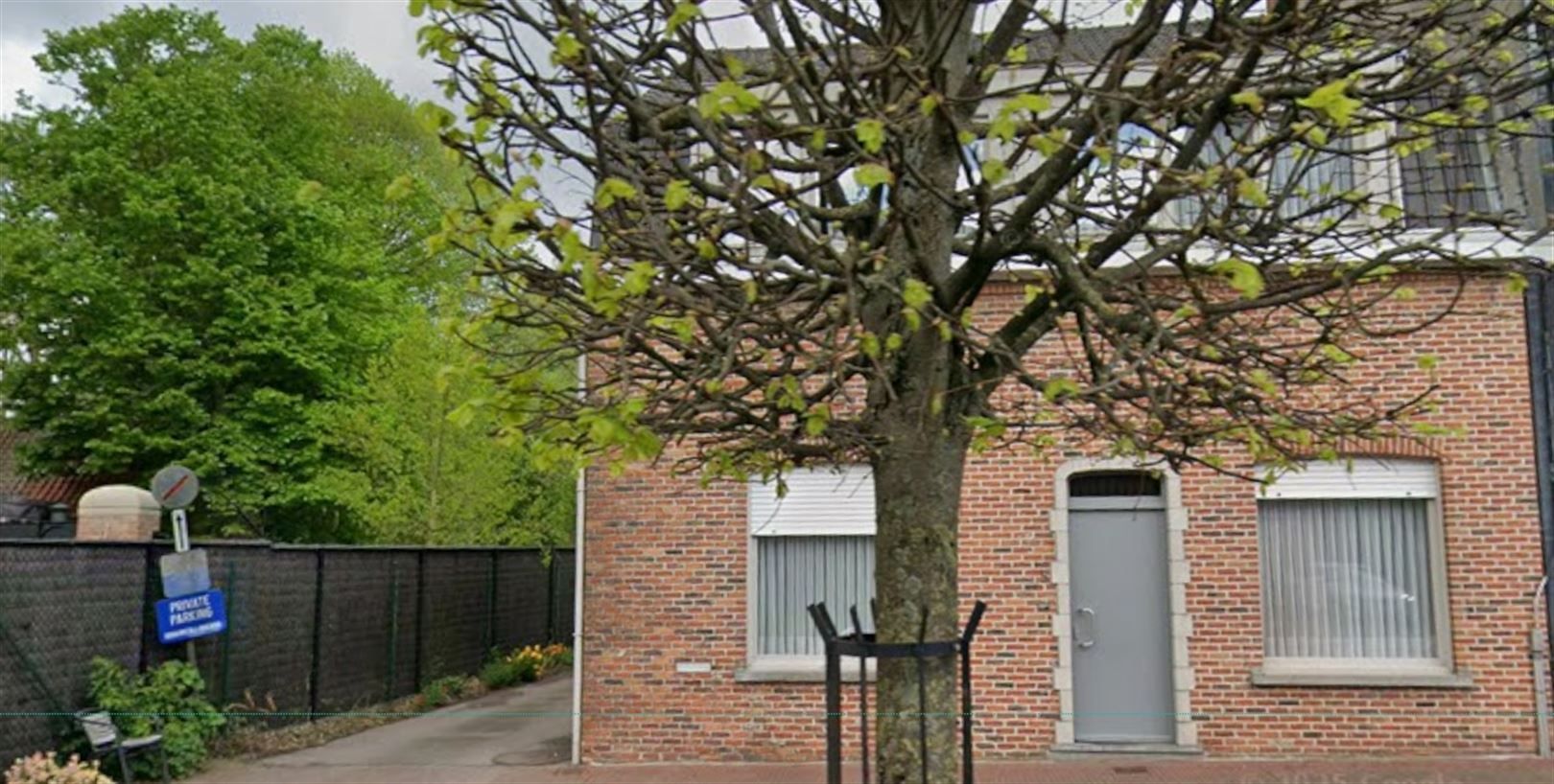 Instapklare ruime woning op topligging foto 2