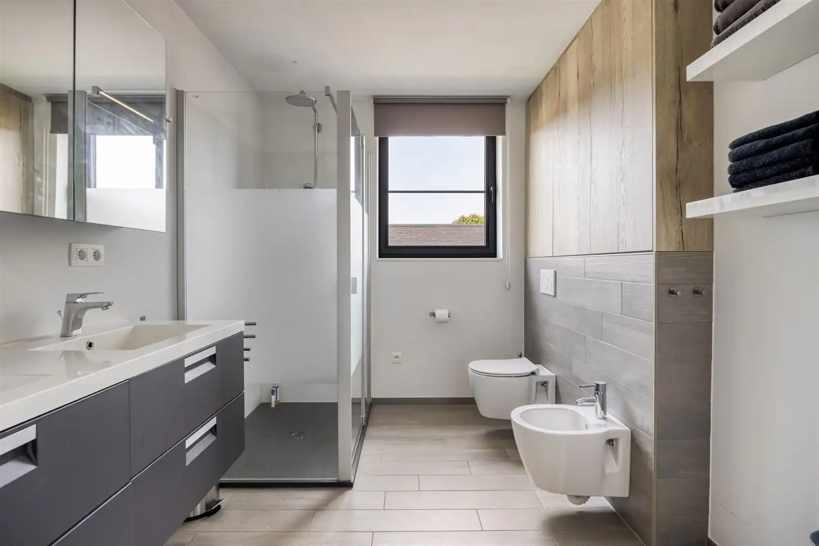 TE KOOP: Modern handelshuis met eindeloze mogelijkheden in Koersel! foto 45