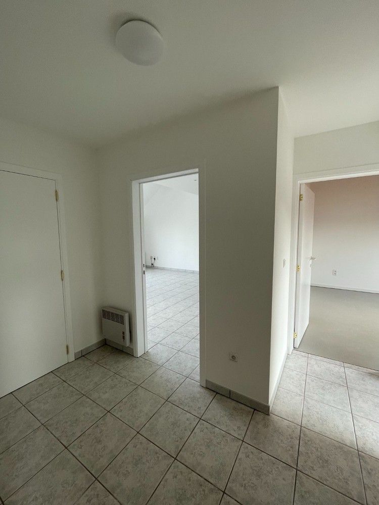 Ruim en lichtrijk duplex appartement met inpandige garage in Rotselaar foto 3