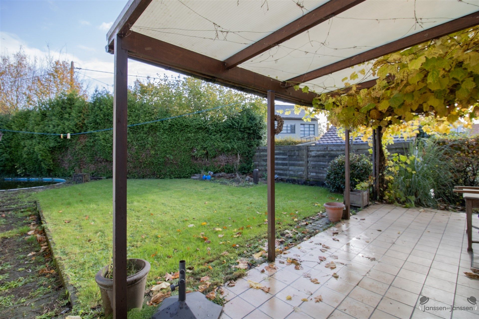 Woning met 3 tot 4 slaapkamers op 516 m² in Oostmalle foto 11