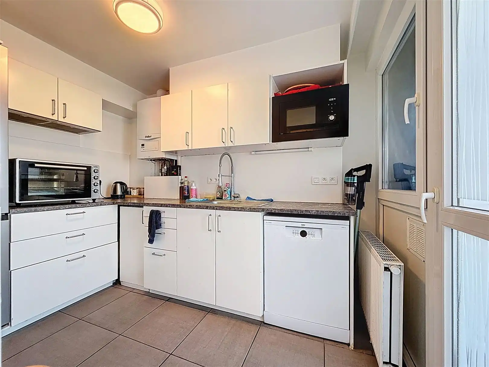 Eén slaapkamer apparment met kelder foto 12