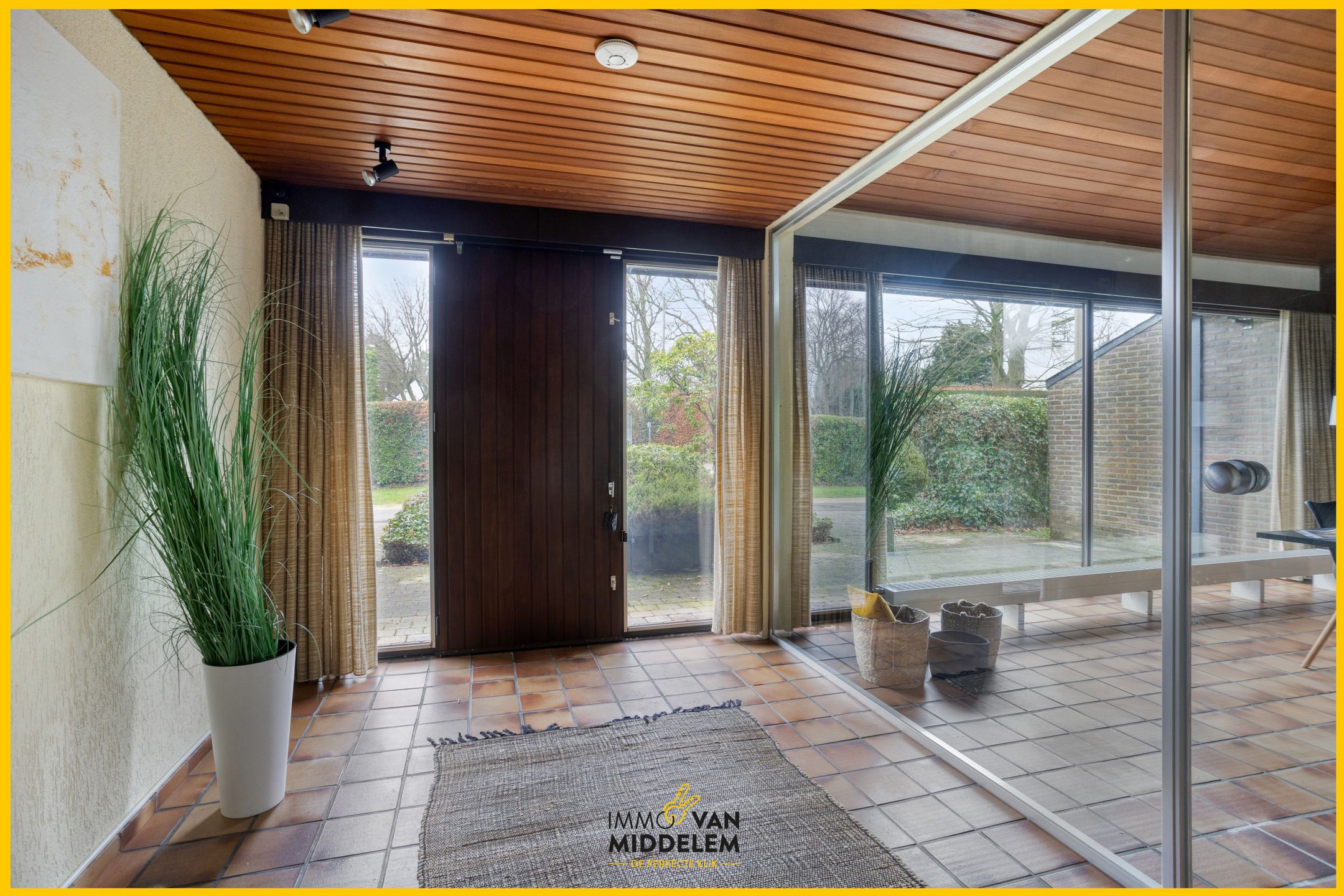 UNIEKE JAREN ’70 ARCHITECTENVILLA IN RESIDENTIËLE OMGEVING foto 8