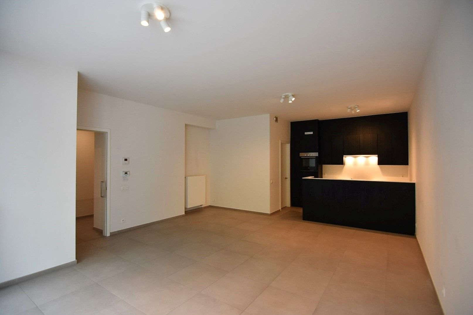 Modern gelijkvloers appartement tegenover park Pastoorsbos Beveren foto 2