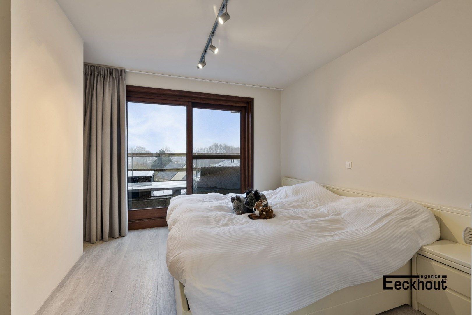 Exclusief duplexappartement met grote terrassen en prachtige zichten én een garagebox! foto 12