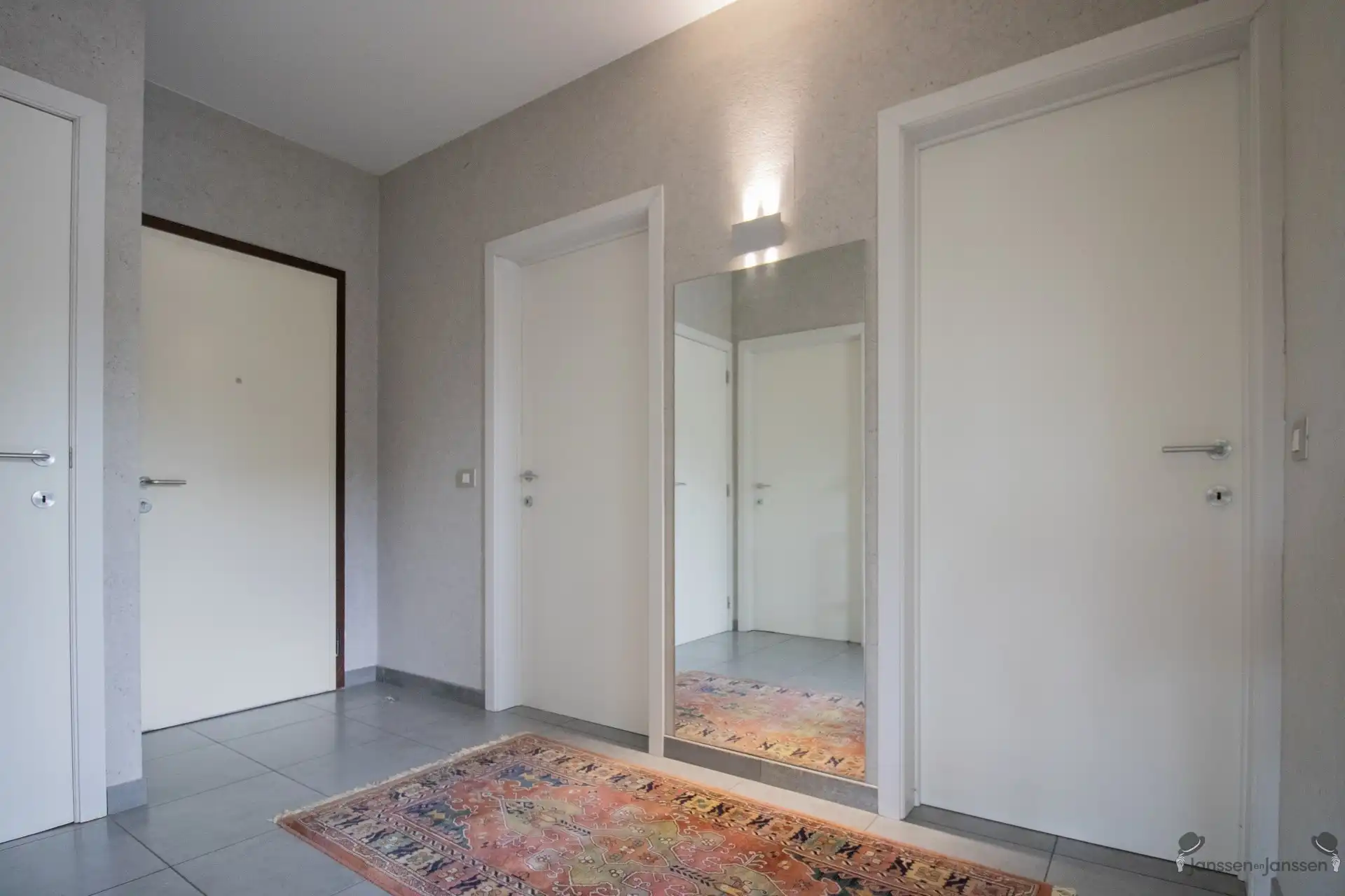Appartement van 104 m² op de 3de verdieping met 2 slaapkamers en 2 terrassen foto 14