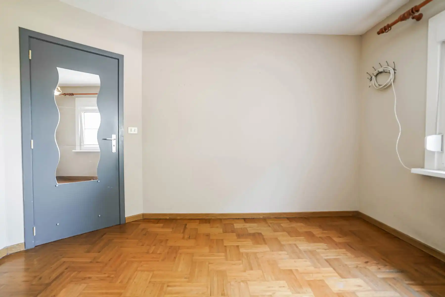 Perfect instapklare rijwoning te Willebroek foto 17