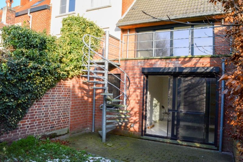 Roeselare - Stadsrand :  Gerenoveerde bel-etagewoning nabij het centrum opp 120 m2 bewoonbare oppervlakte 3 slpks foto 13