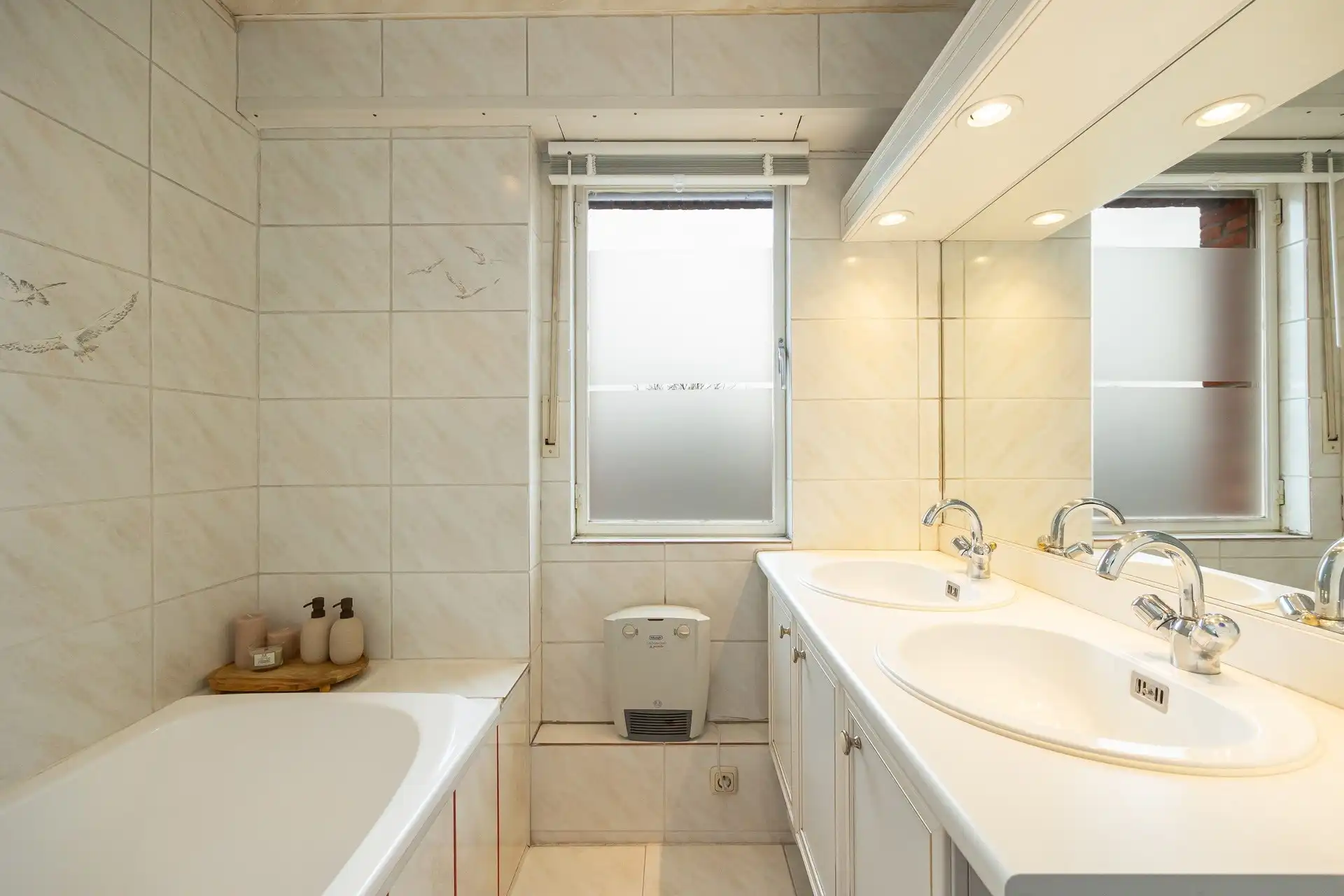 Ruime bel-etage (3-4 slpk) met garage en tuin in Wommelgem foto 29