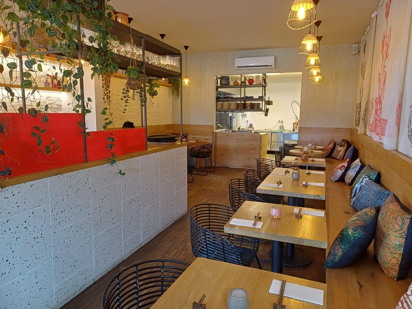 Instapklaar horeca pand op het Eilandje. foto 4