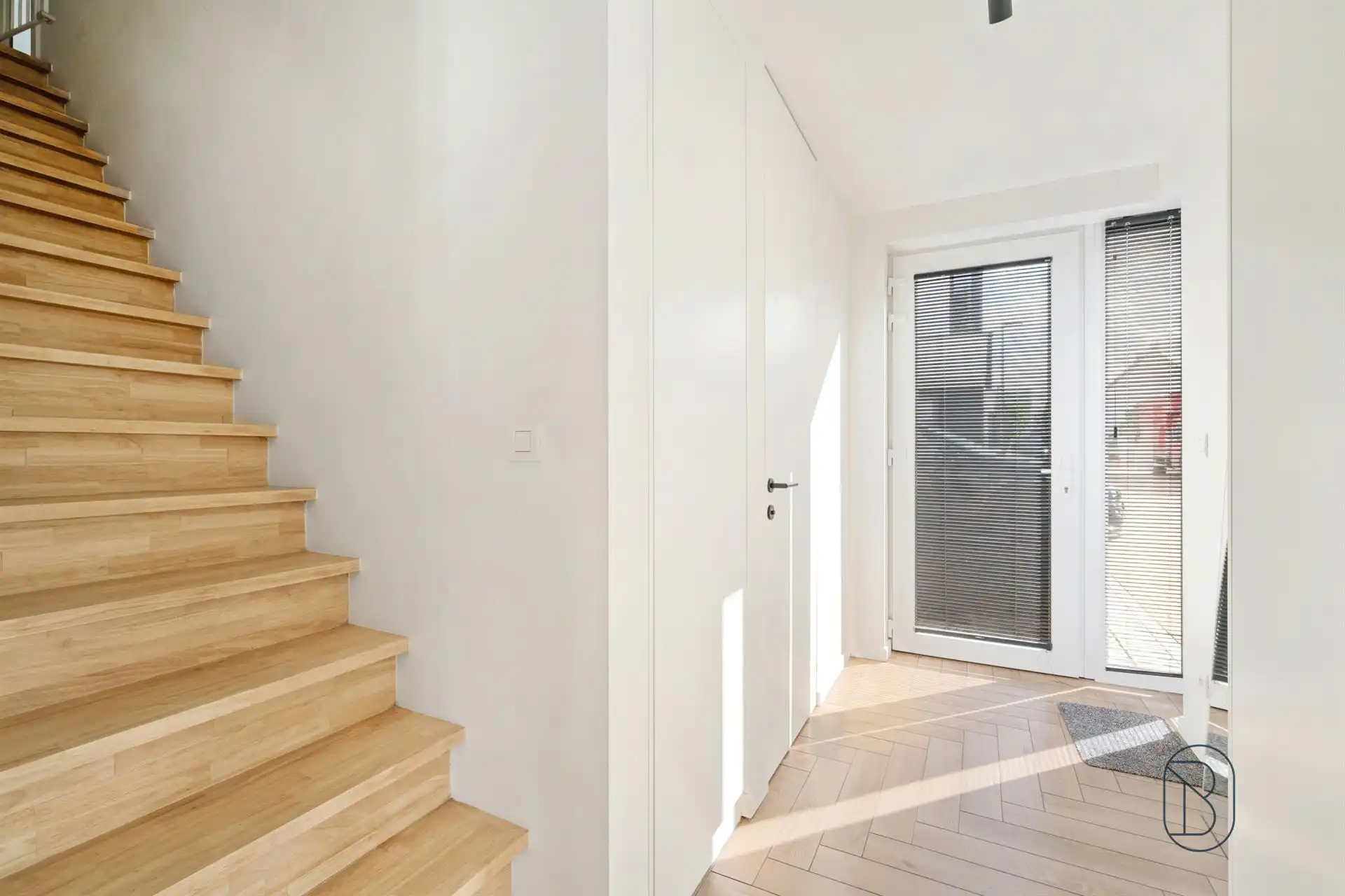 Te koop: prachtig ingerichte woning op topligging! foto 11