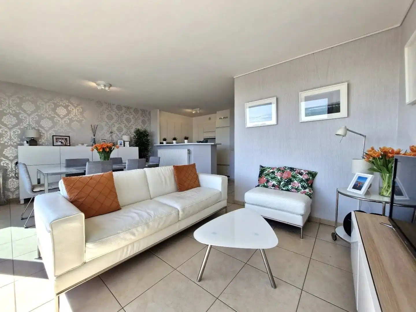 Lichtrijk penthouse-appartement met groot zonneterras in Zeebrugge – op wandelafstand van zee foto 3