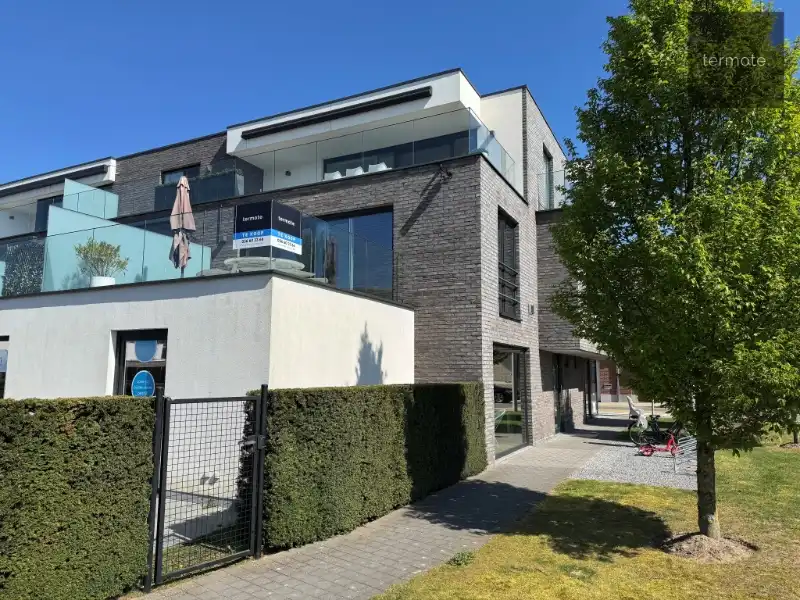 appartement foto {{pictureIndex}}