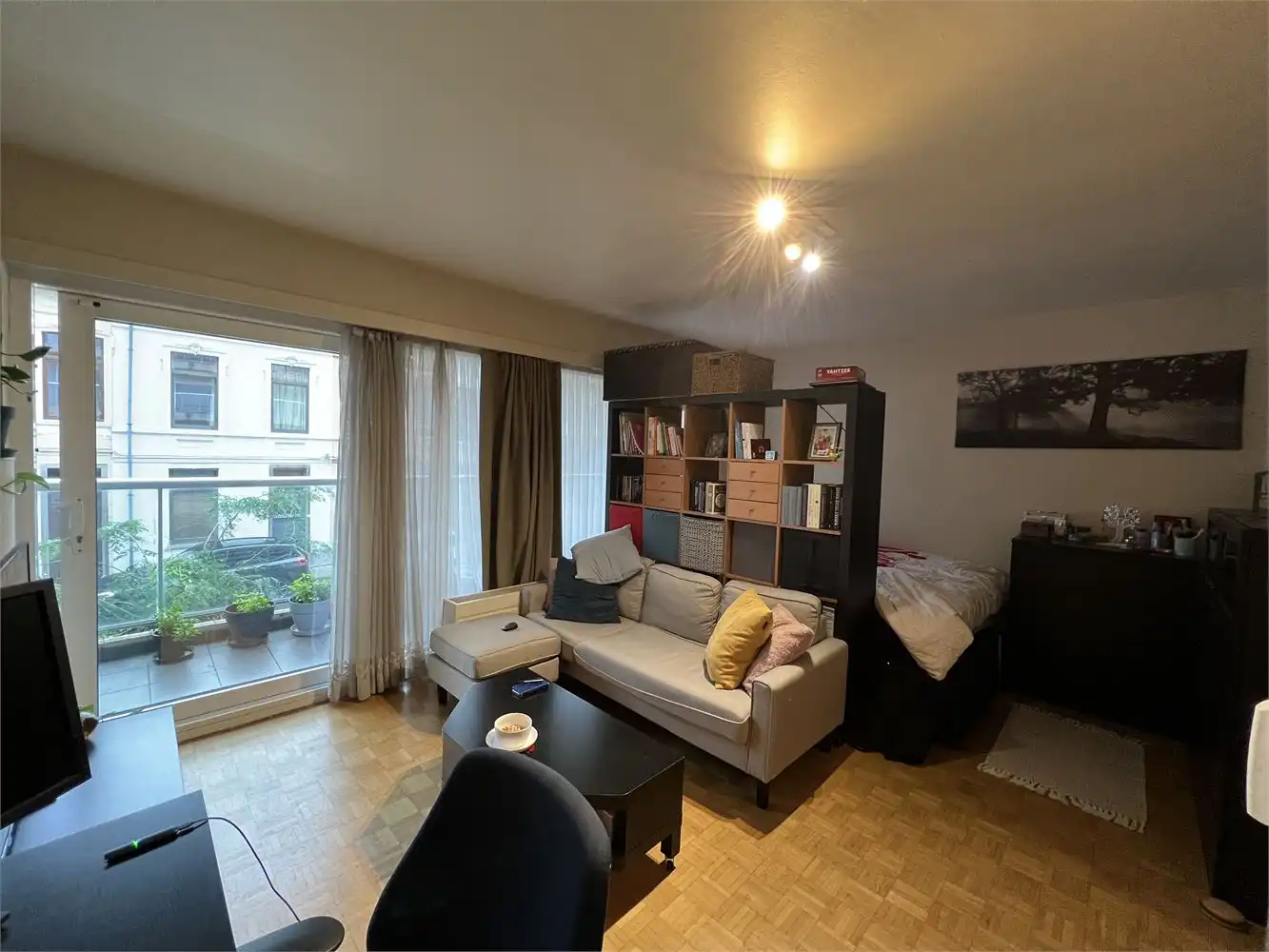 Lichtrijke studio met terras te huur in Leuven centrum! foto 6