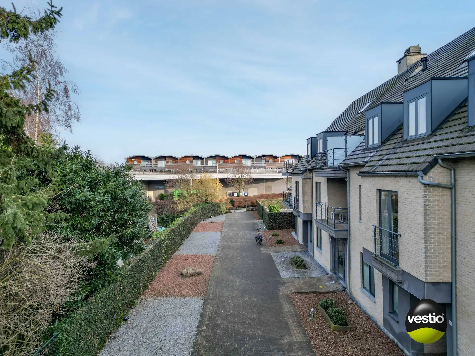 RUIM APPARTEMENT OP RUSTIGE LOCATIE AAN CENTRUM MAASEIK foto 26