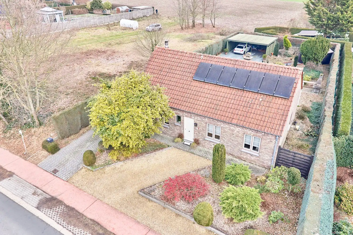 Praktisch ingedeeld keurig onderhouden landhuis - landelijk gelegen foto 25