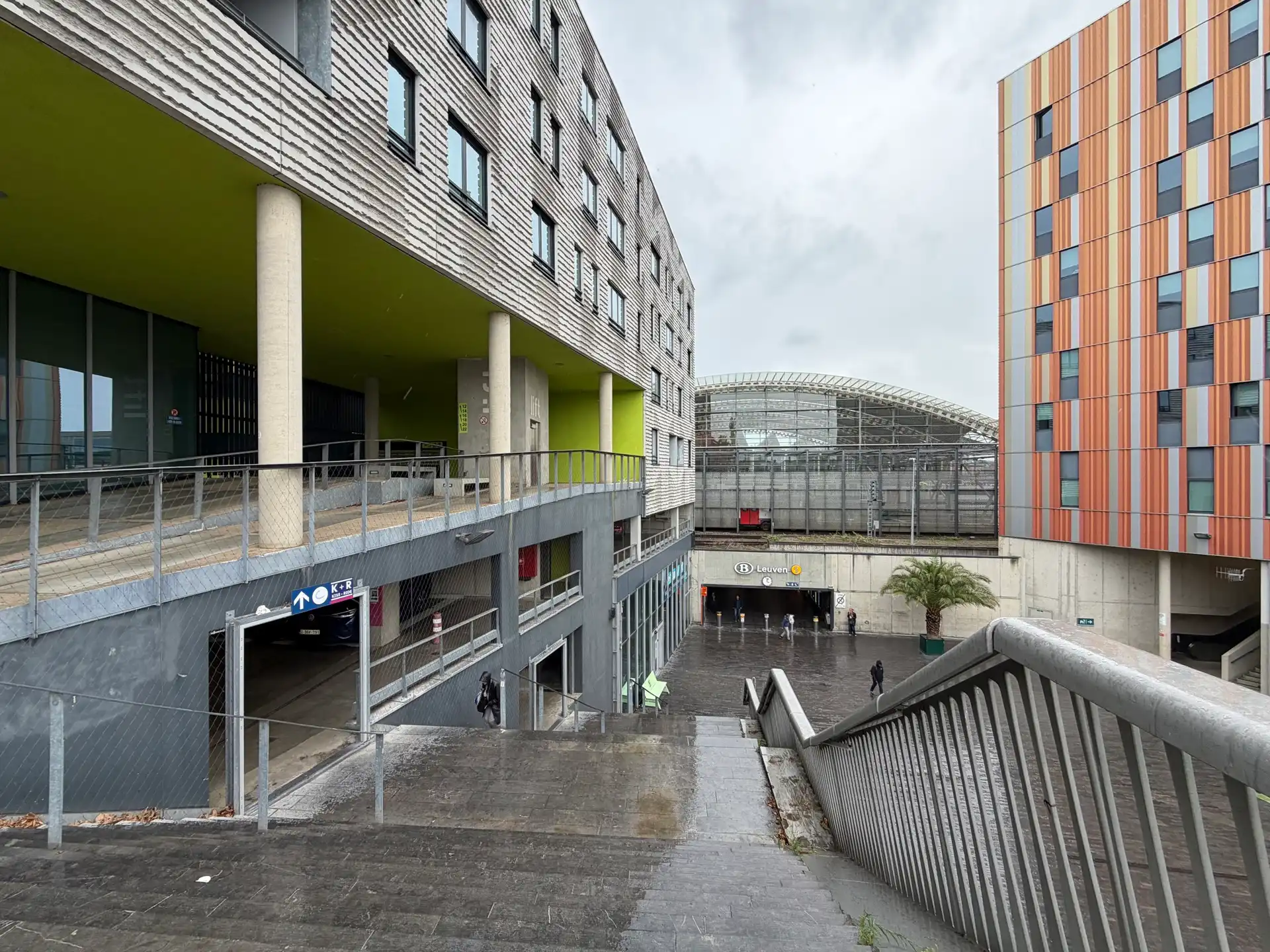 Ondergrondse parking aan het station van Leuven foto 9