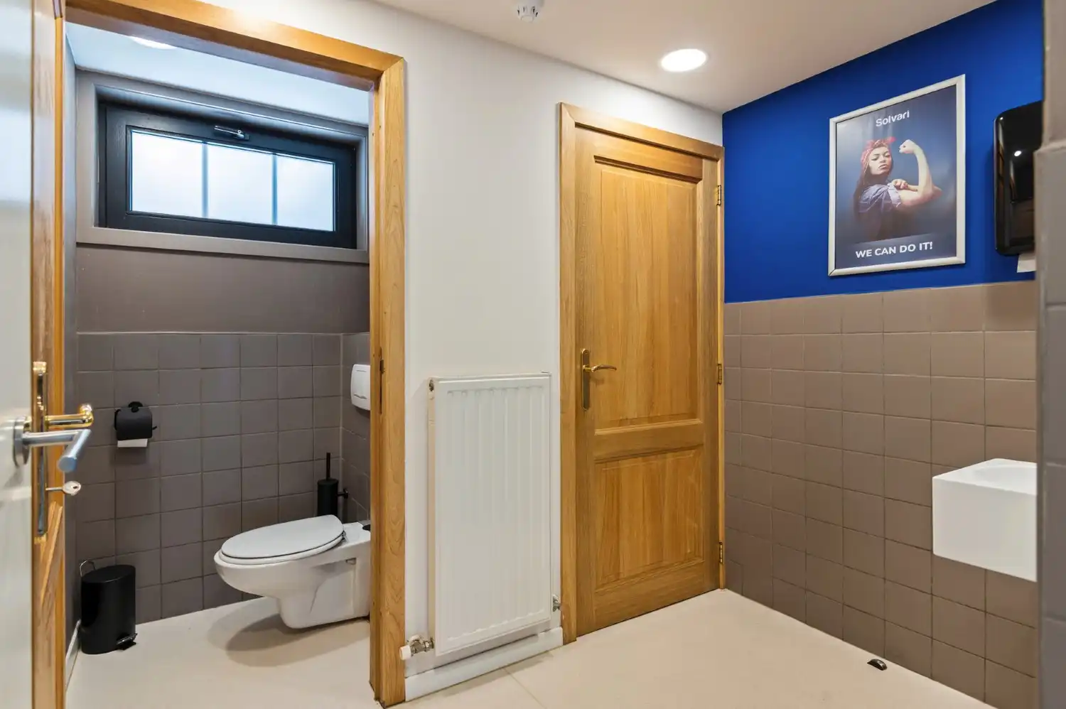 KANTOOR (489 m²) MET PARKING OP STRATEGISCHE LIGGING! foto 19