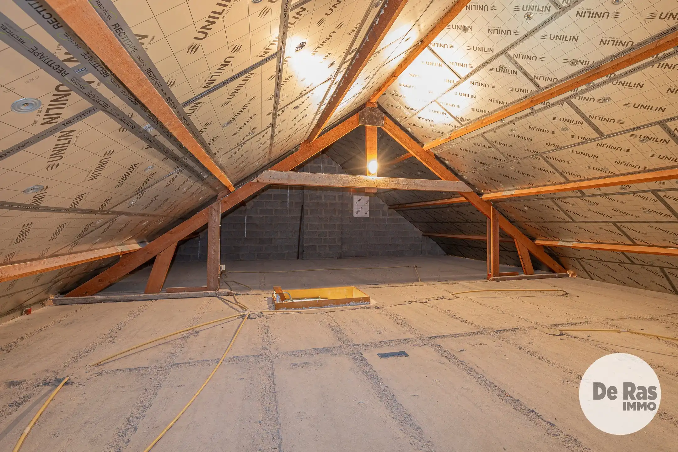 WICHELEN - Instapklare woning met 4 kamers, garage en tuin foto 22
