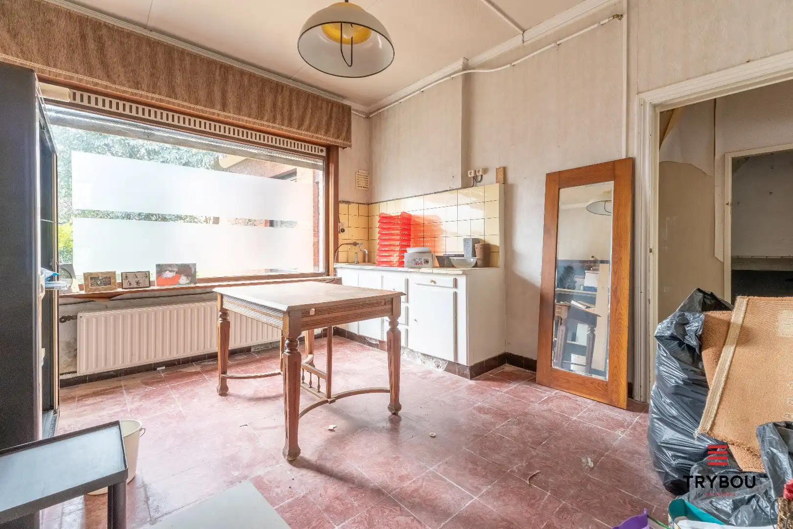 Ruime woning met winkelruimte, loods (optioneel) en garage  foto 13