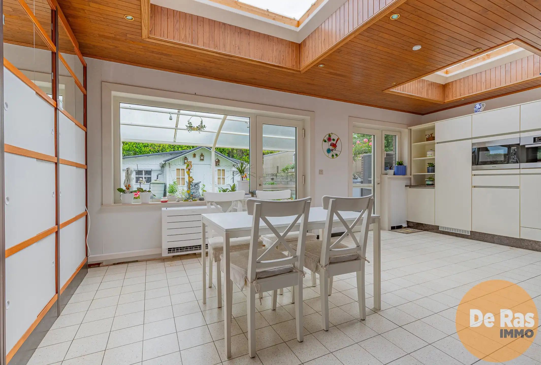 MERE- Leuke halfopen bebouwing in een rustige omgeving foto 9