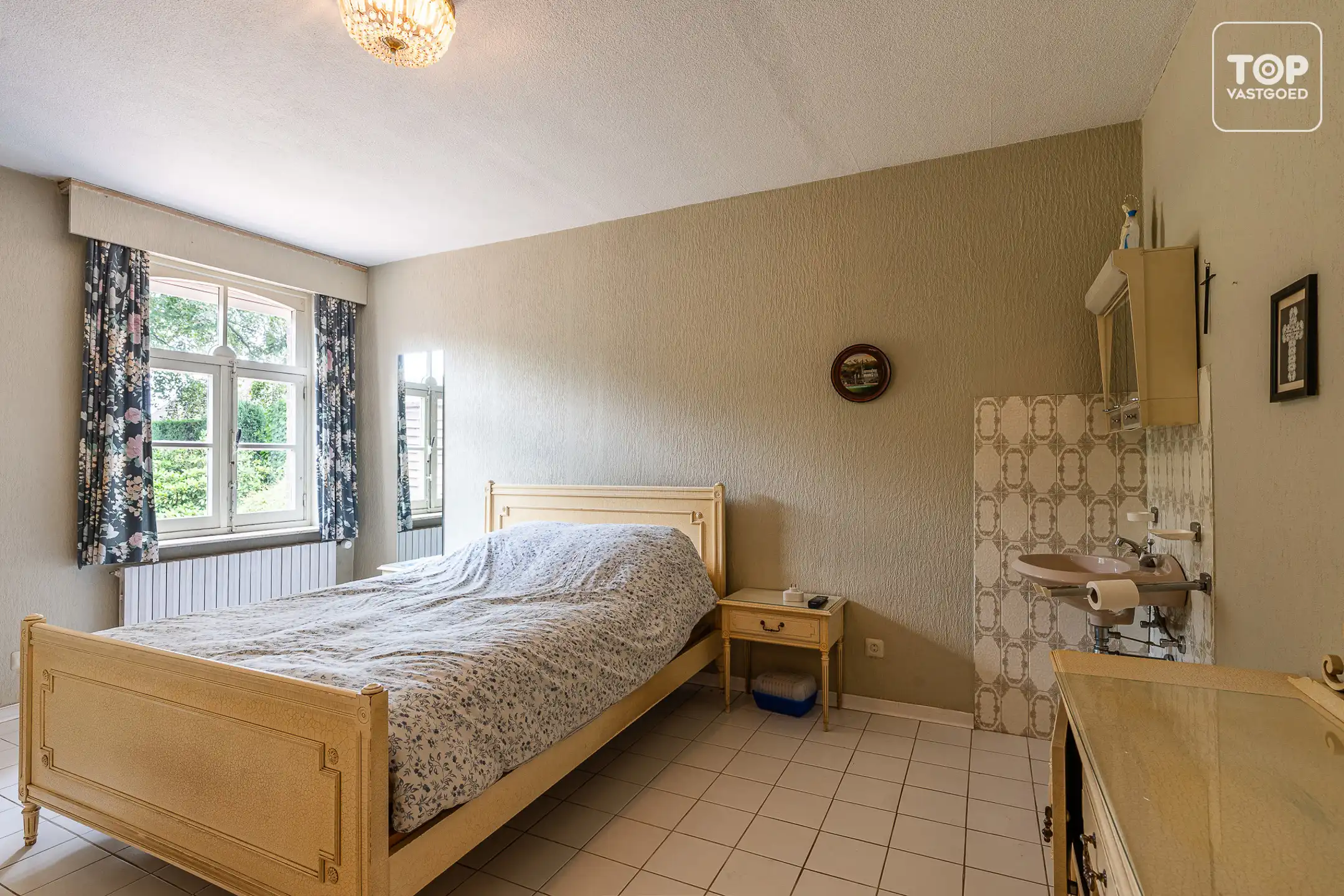 Rustig gelegen woning met ruime tuin, bos en prachtig open uitzicht foto 12