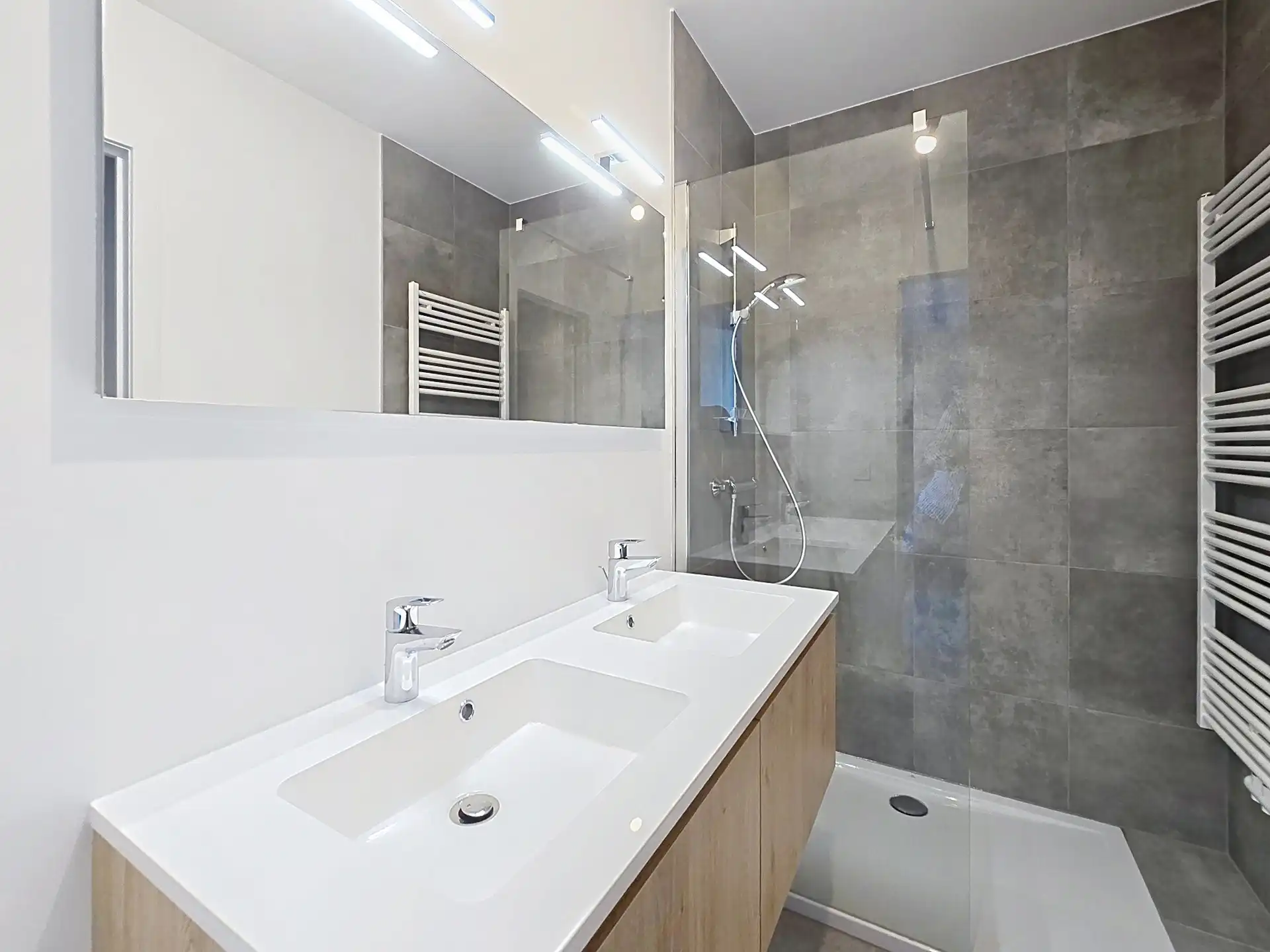 Appartement met 2 slaapkamers in een recent bouwproject foto 11