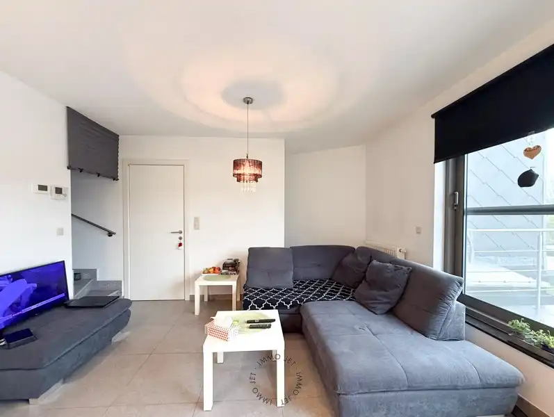 Triplexappartement op de eerste verdieping in Vrasene foto 2