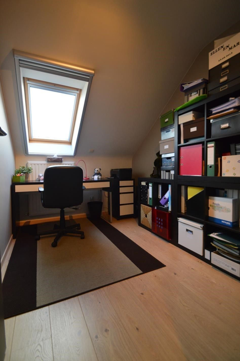 - IN OPTIE - Ruim en degelijk duplexappartement met drie slaapkamers, terras en autostandplaats in de dorpskern van Beverst foto 24