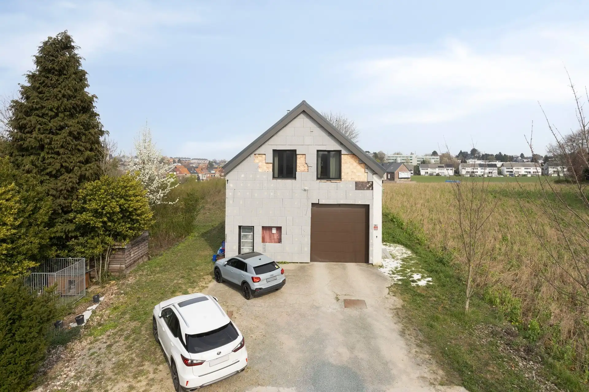 Woning met loods.  foto 13