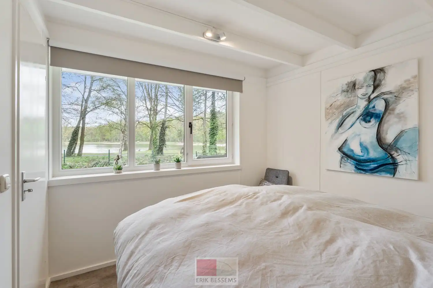 Prachtige, gelijkvloerse vakantiewoning op een toplocatie, vlak bij de grote vijver van de Sonnevijver. foto 13