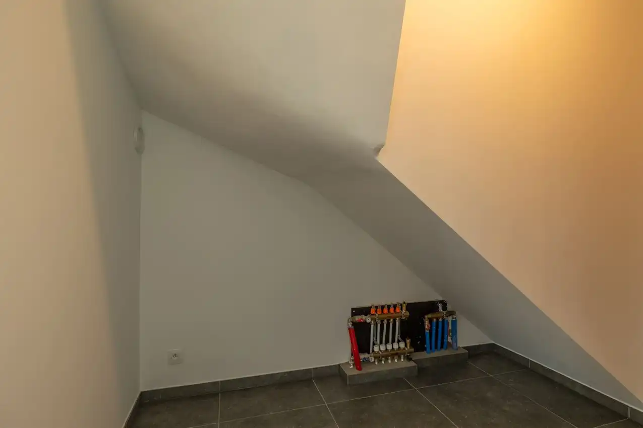 Nieuwbouw met vier slaapkamers, mooie tuin en centrale ligging foto 10
