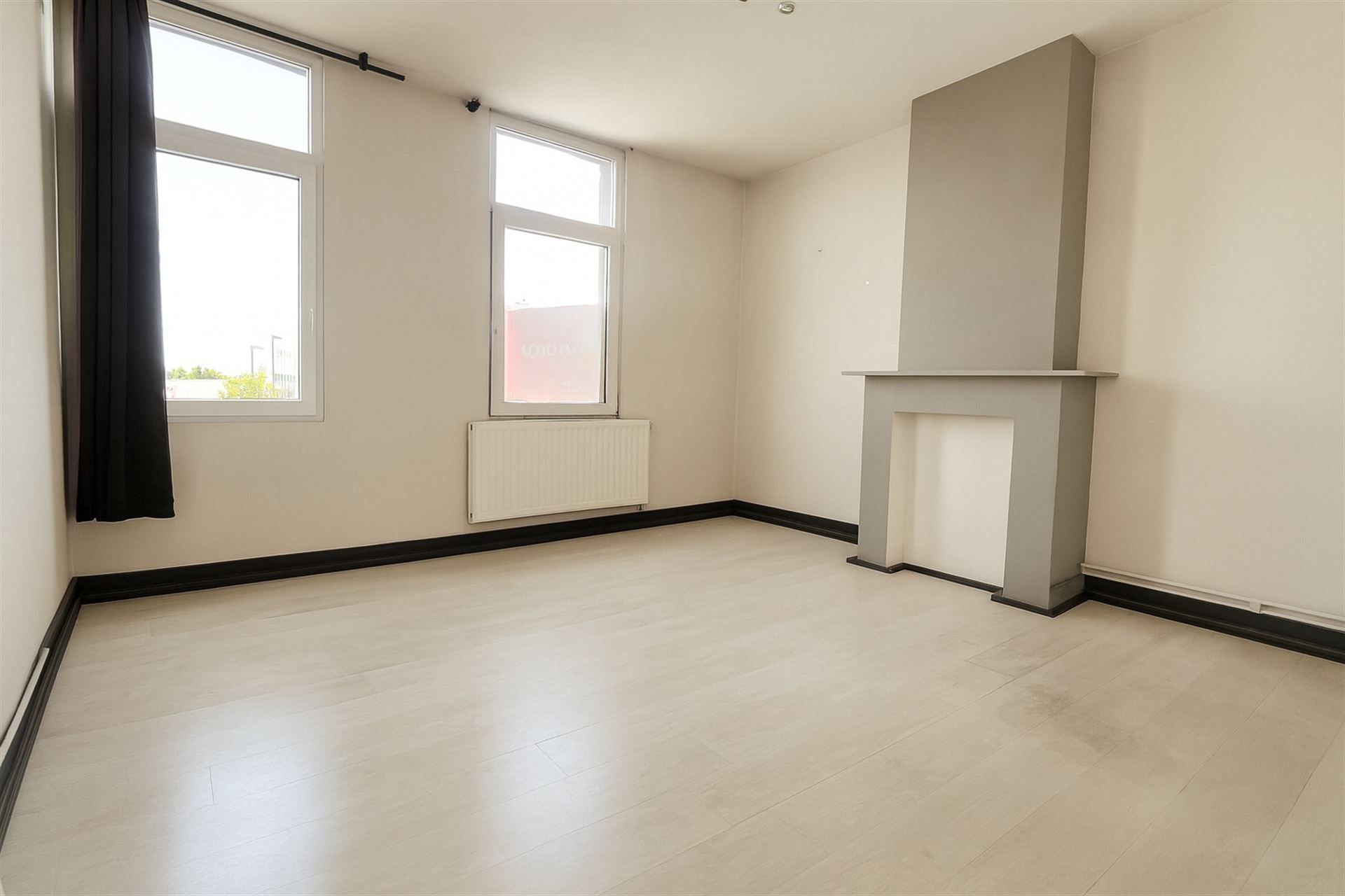 Op te frissen woning met 3 slpkm. gelegen op een toplocatie foto 12
