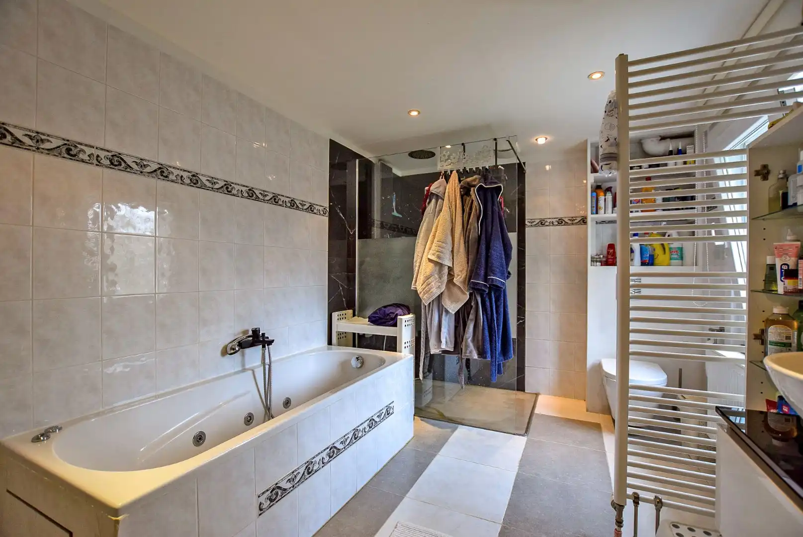 Instapklare woning gelegen op 330m² te Oostduinkerke.  foto 14