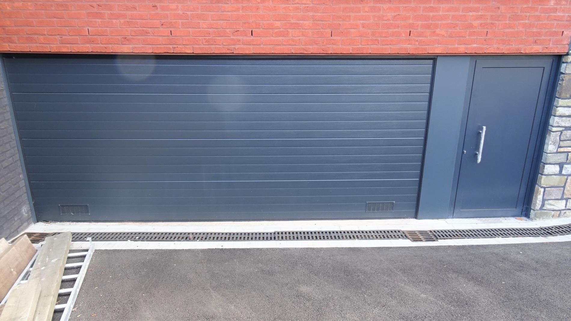 Goed gelegen duplex met 2 slpks, terras en autostaanplaats foto 3