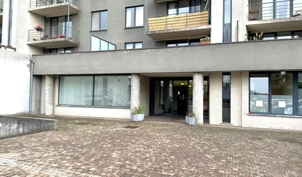 Rustig gelegen kantoor te huur vlakbij centrum Gent foto 12