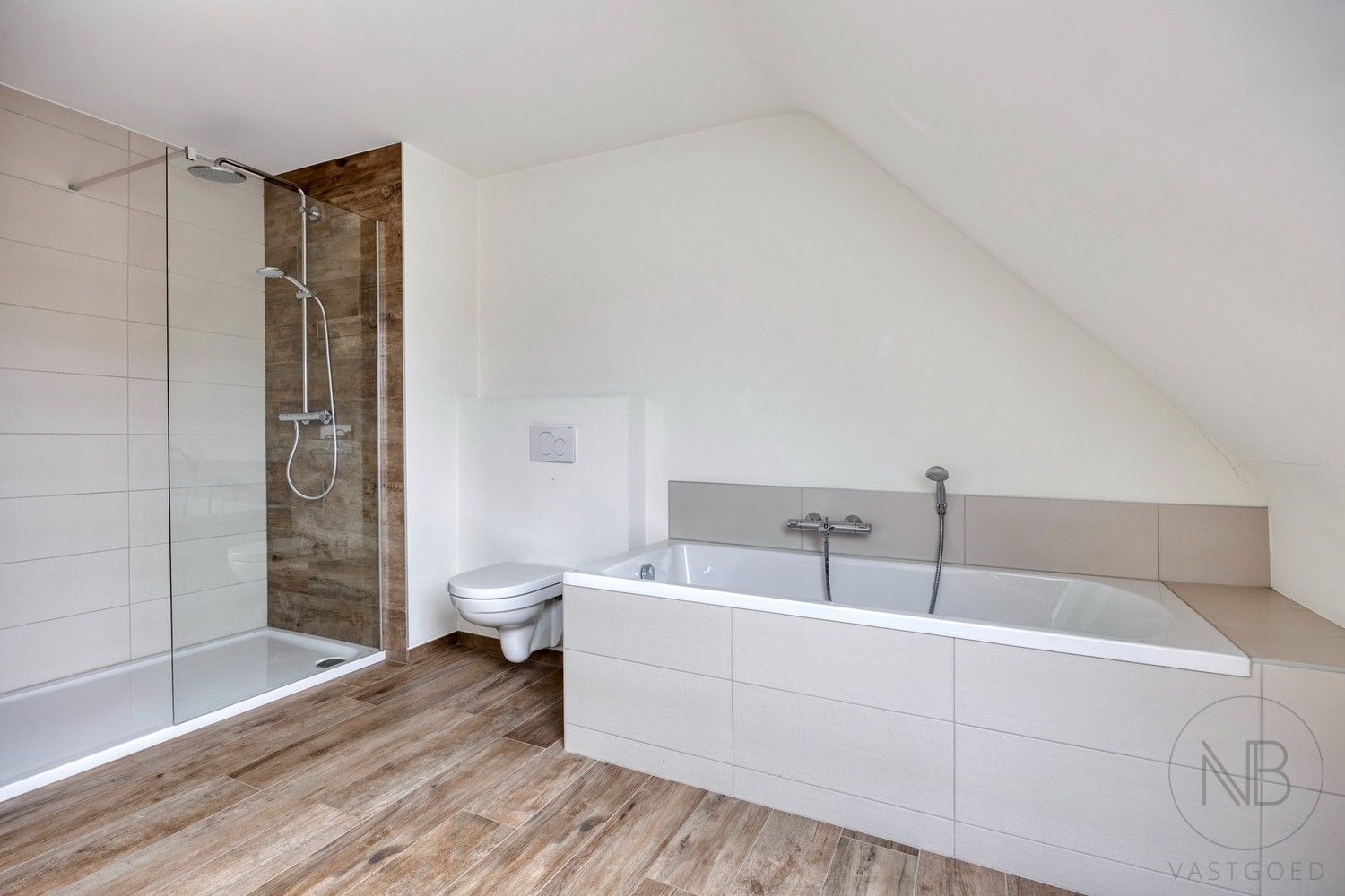 Moderne duplex in de bruisende Vennestraat foto 25