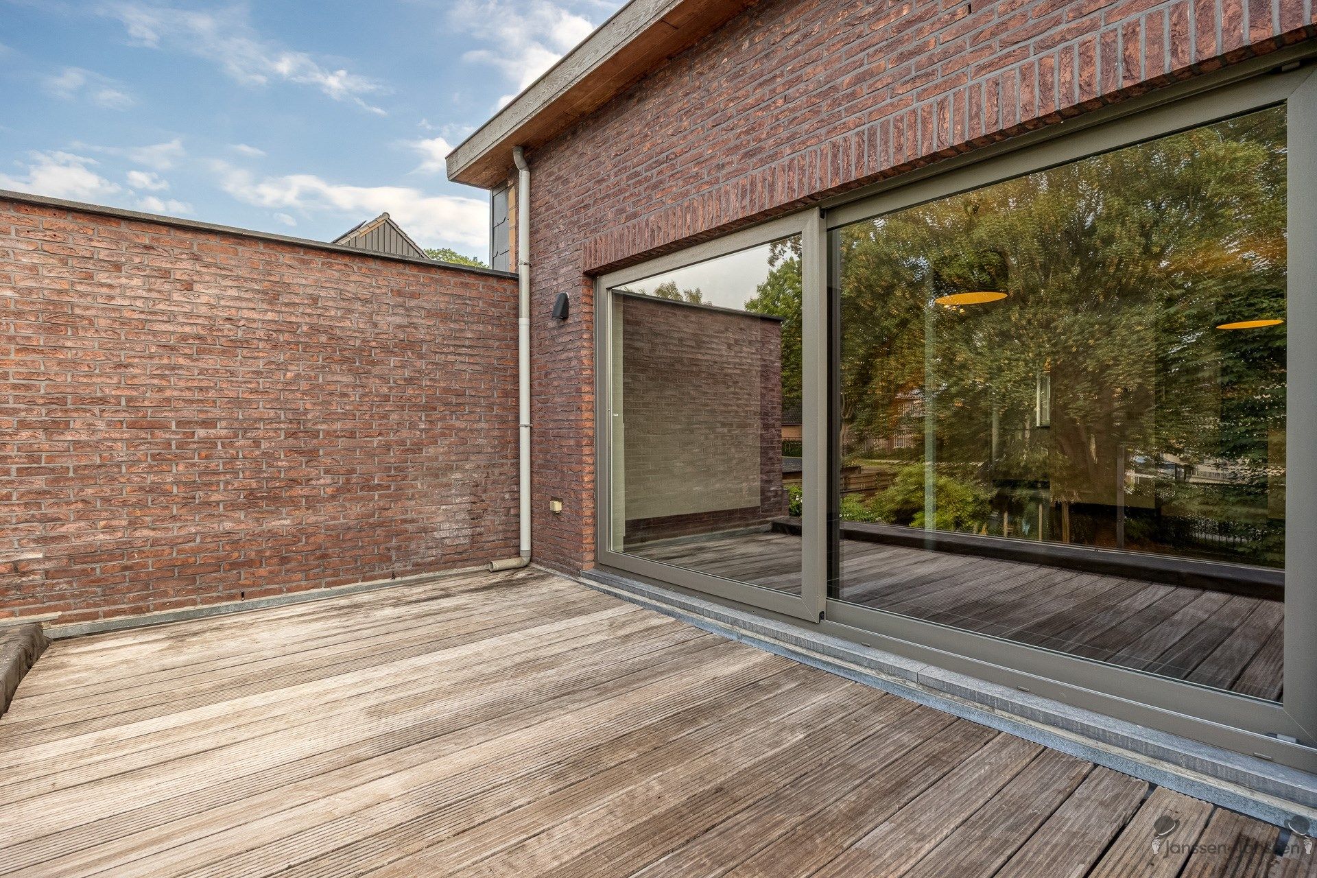 Energiezuinige woning met gezellige tuin foto 8