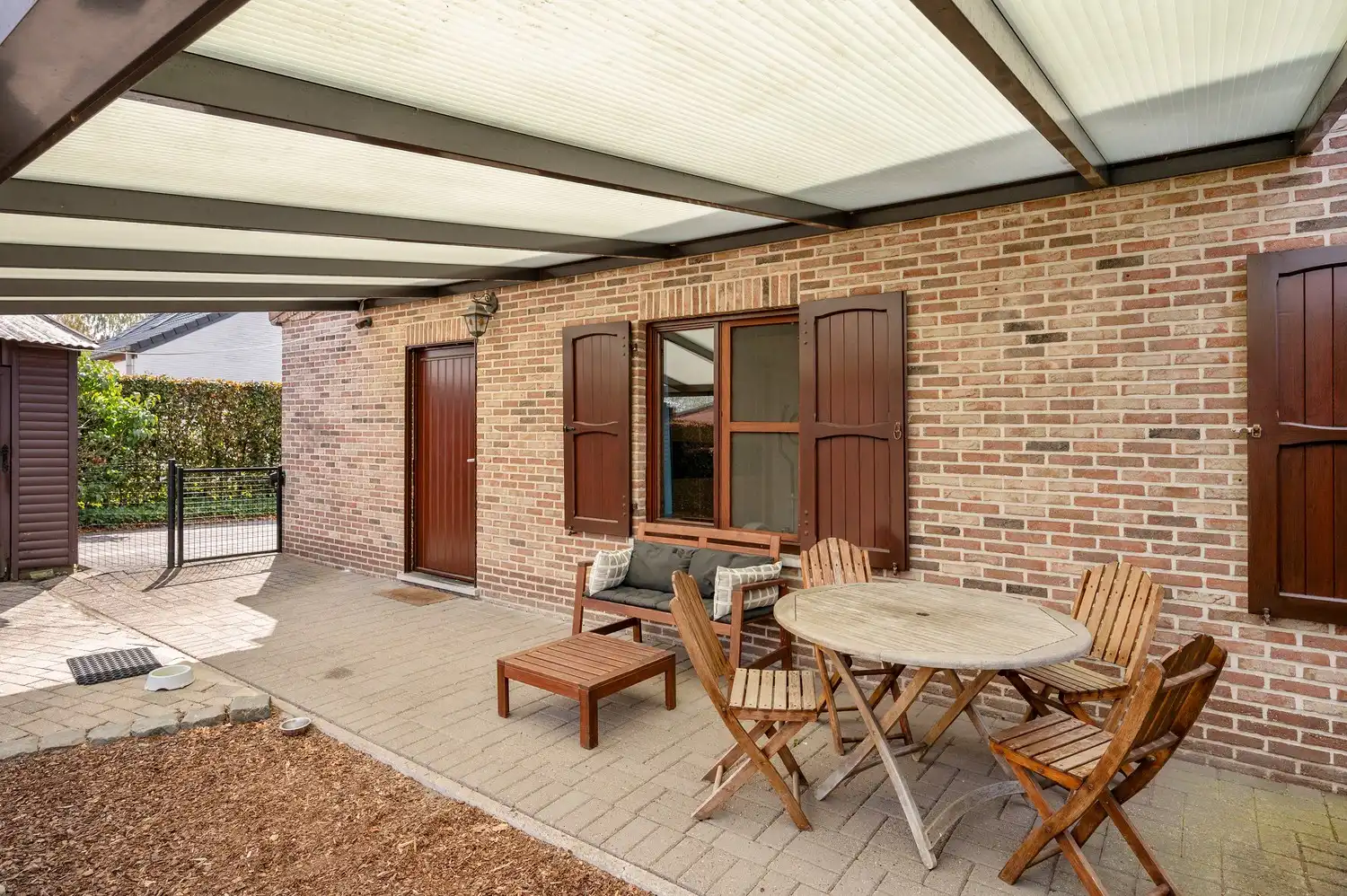 Instapklare open bebouwing op een ruim perceel van 1.185 m², landelijk gelegen met een prachtig vrij uitzicht aan de achterzijde. foto 33
