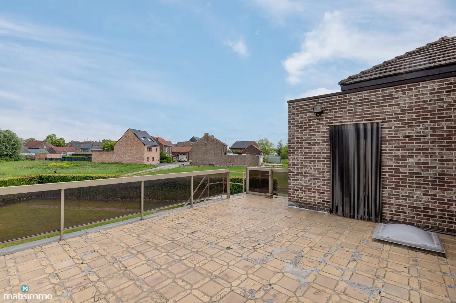 MEERSGEZINSWONING (2 APP.) MET 2 GARAGES, KELDER, ZOLDER EN RUIME TUIN IN MUNSTERBILZEN foto 42