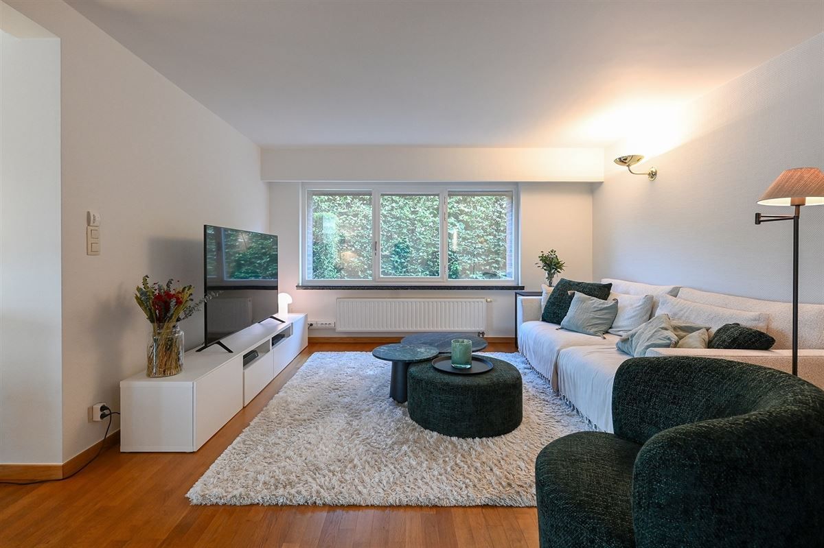 Zeer ruime villa met mogelijkheid voor praktijk of zorgwoning foto 9